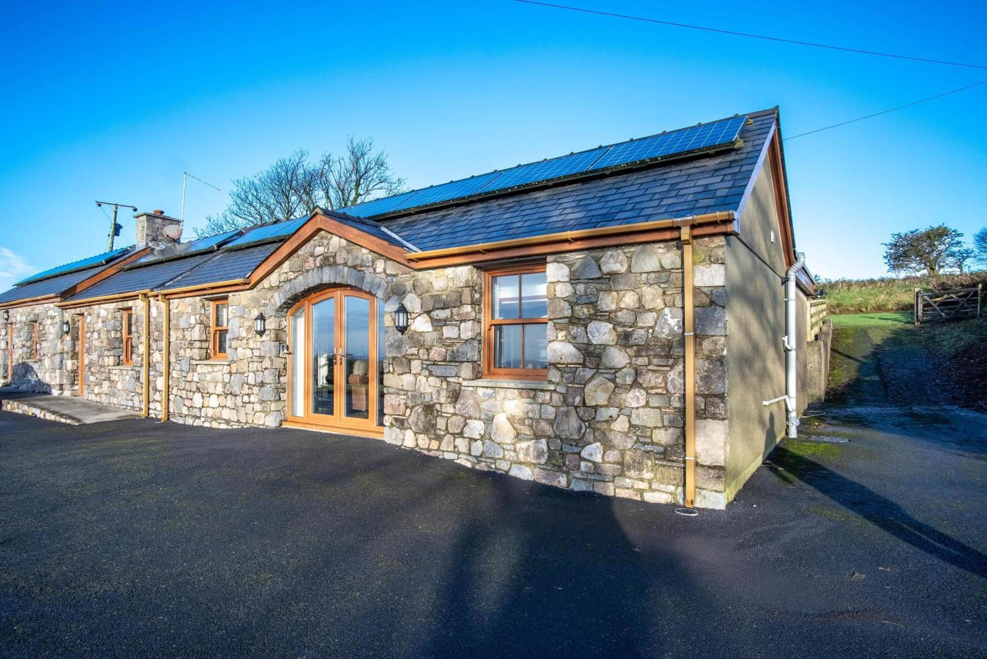 The Beacon - 3 Bedroom Cottage - Ludchurch - Narberth Экстерьер фото
