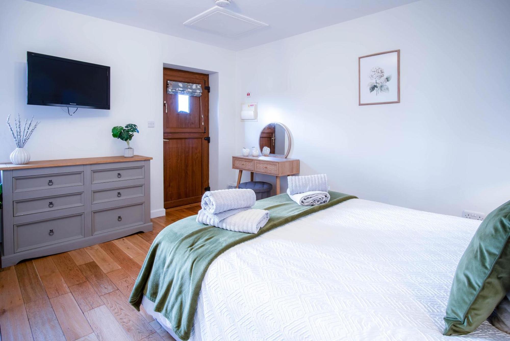 The Beacon - 3 Bedroom Cottage - Ludchurch - Narberth Экстерьер фото