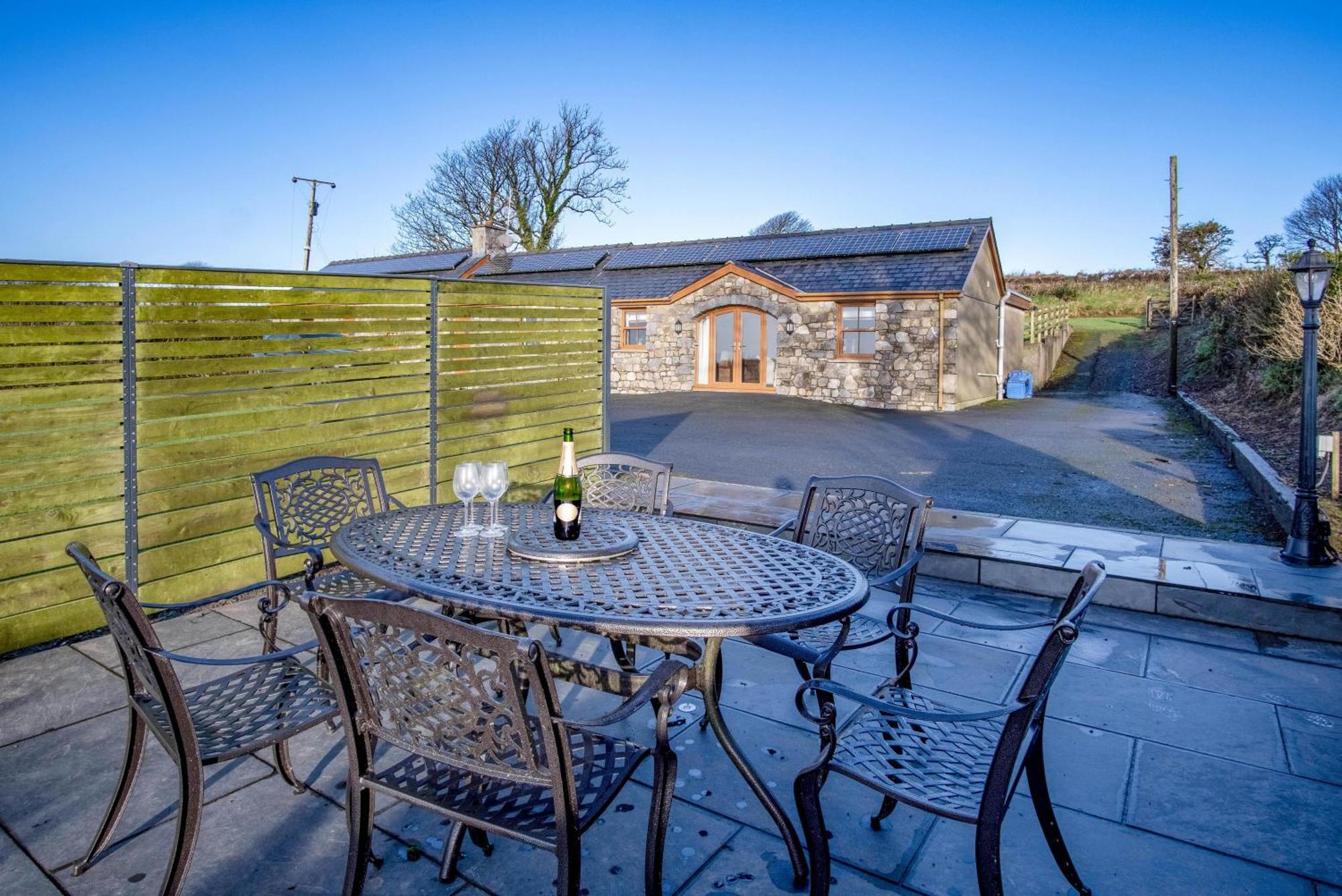 The Beacon - 3 Bedroom Cottage - Ludchurch - Narberth Экстерьер фото